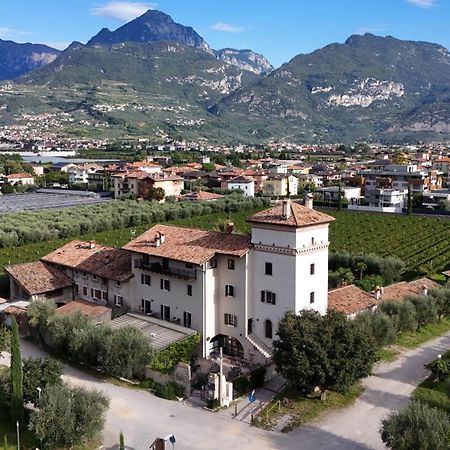 Residence La Colombera Riva del Garda Buitenkant foto