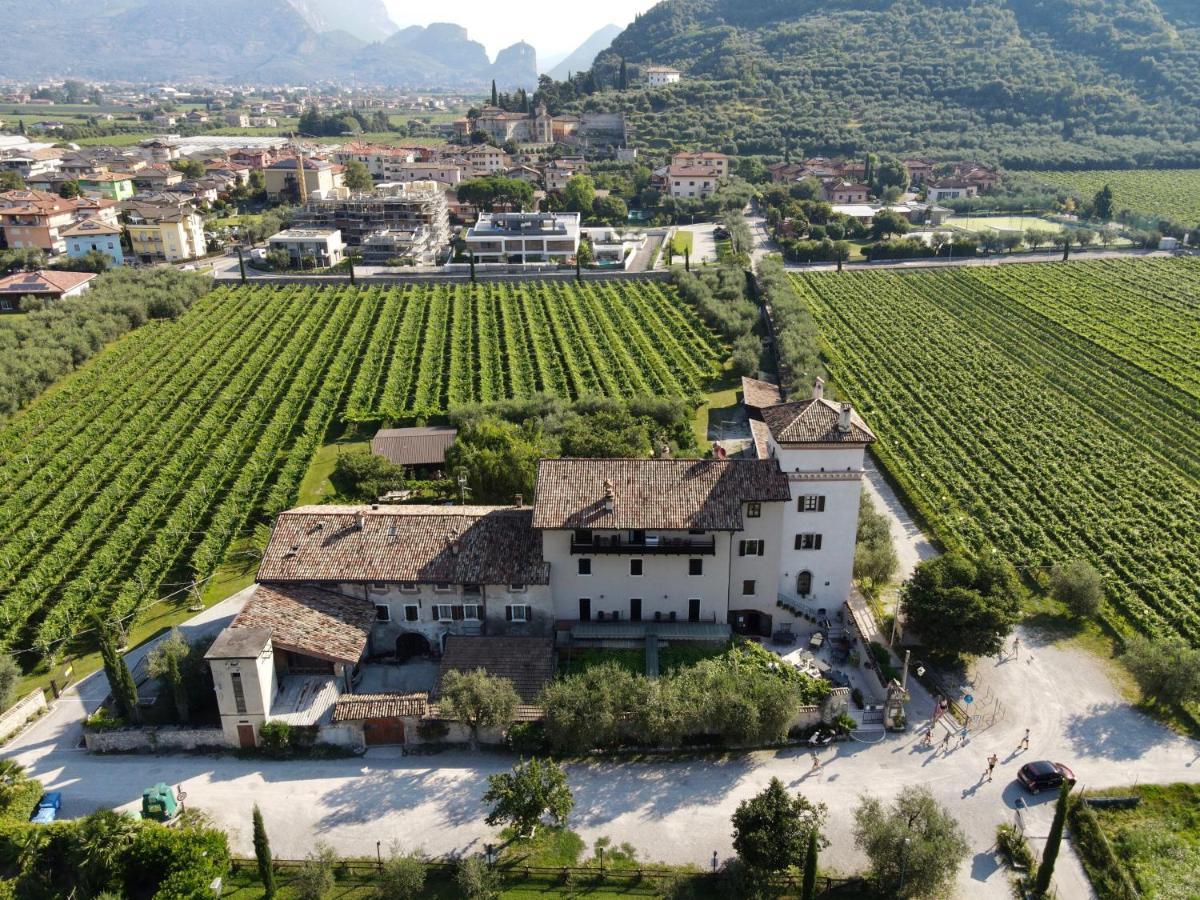 Residence La Colombera Riva del Garda Buitenkant foto