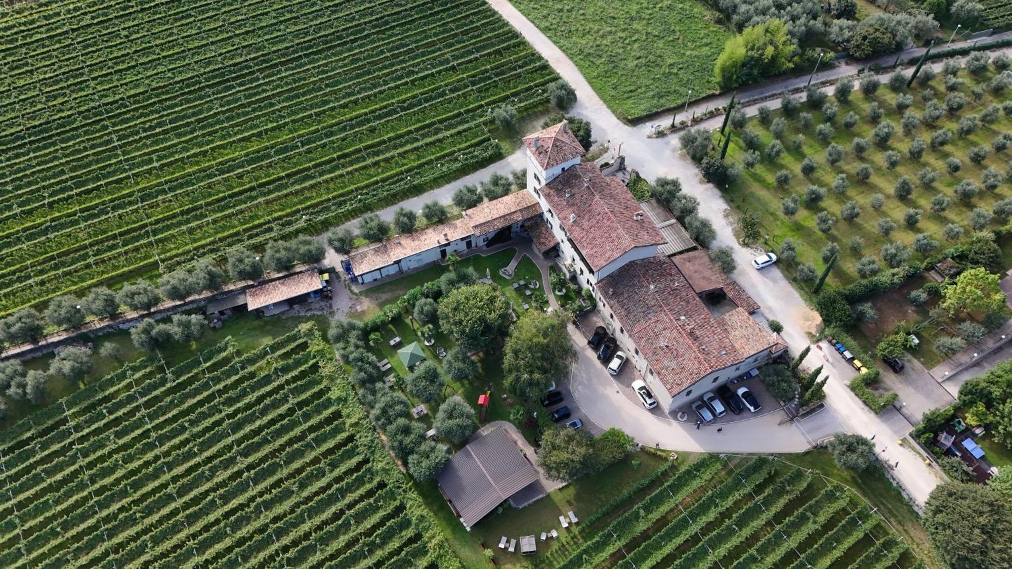 Residence La Colombera Riva del Garda Buitenkant foto